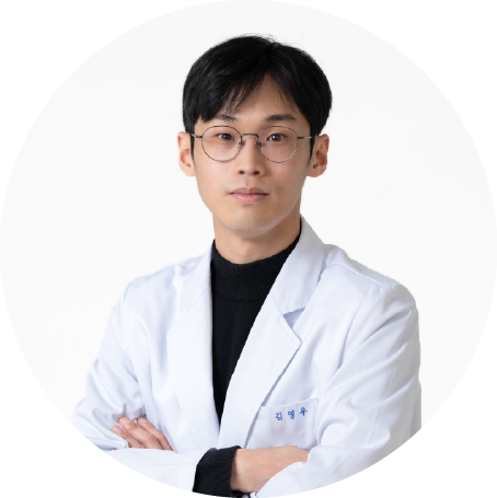 Dr. 김영우
